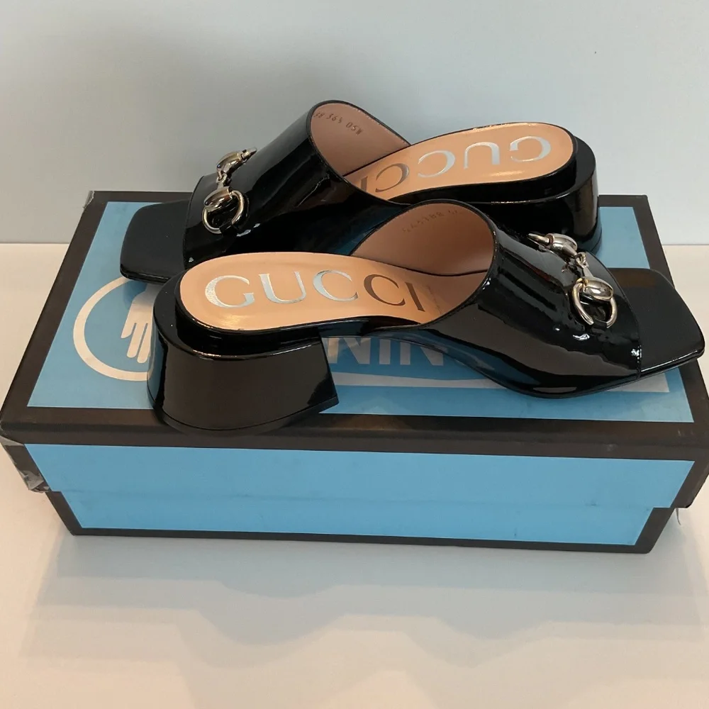 GUCCI Horsebit Accent Patent Leather Mules Slides 543188 - Picture 10 of 11